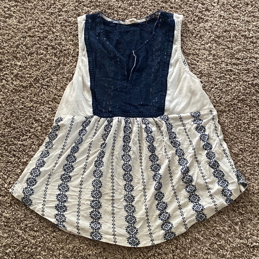 Flowy Boho top- some small